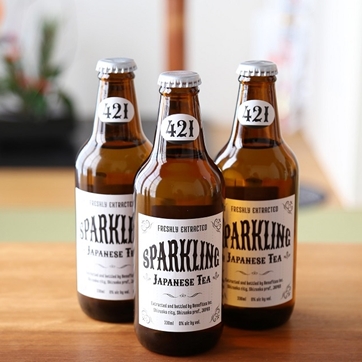 紅茶スパークリング 330ml